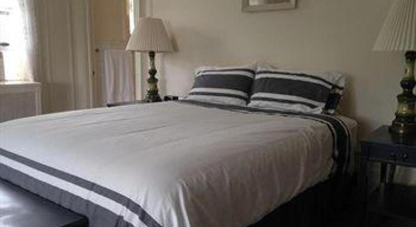 The George Montclair Hotel Eksteriør billede