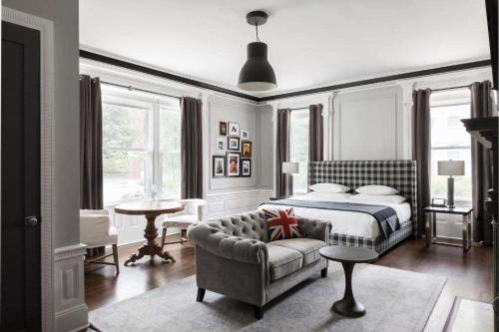 The George Montclair Hotel Eksteriør billede